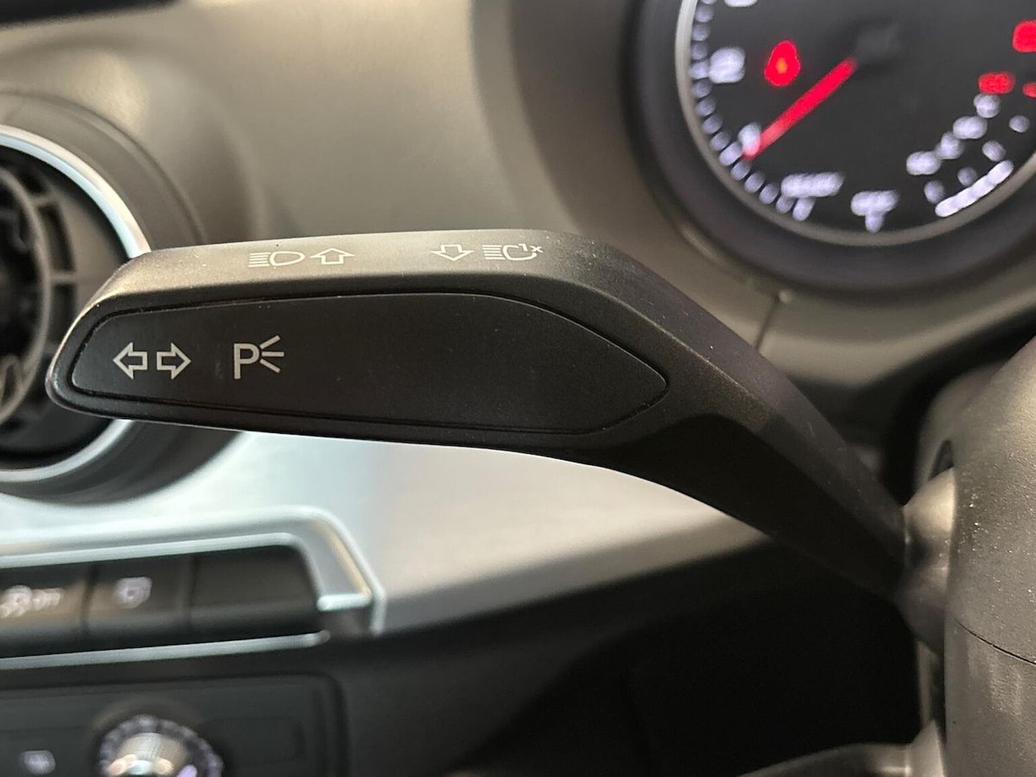 Used Audi Q2 2018 for sale - 76194521: Photo 28
