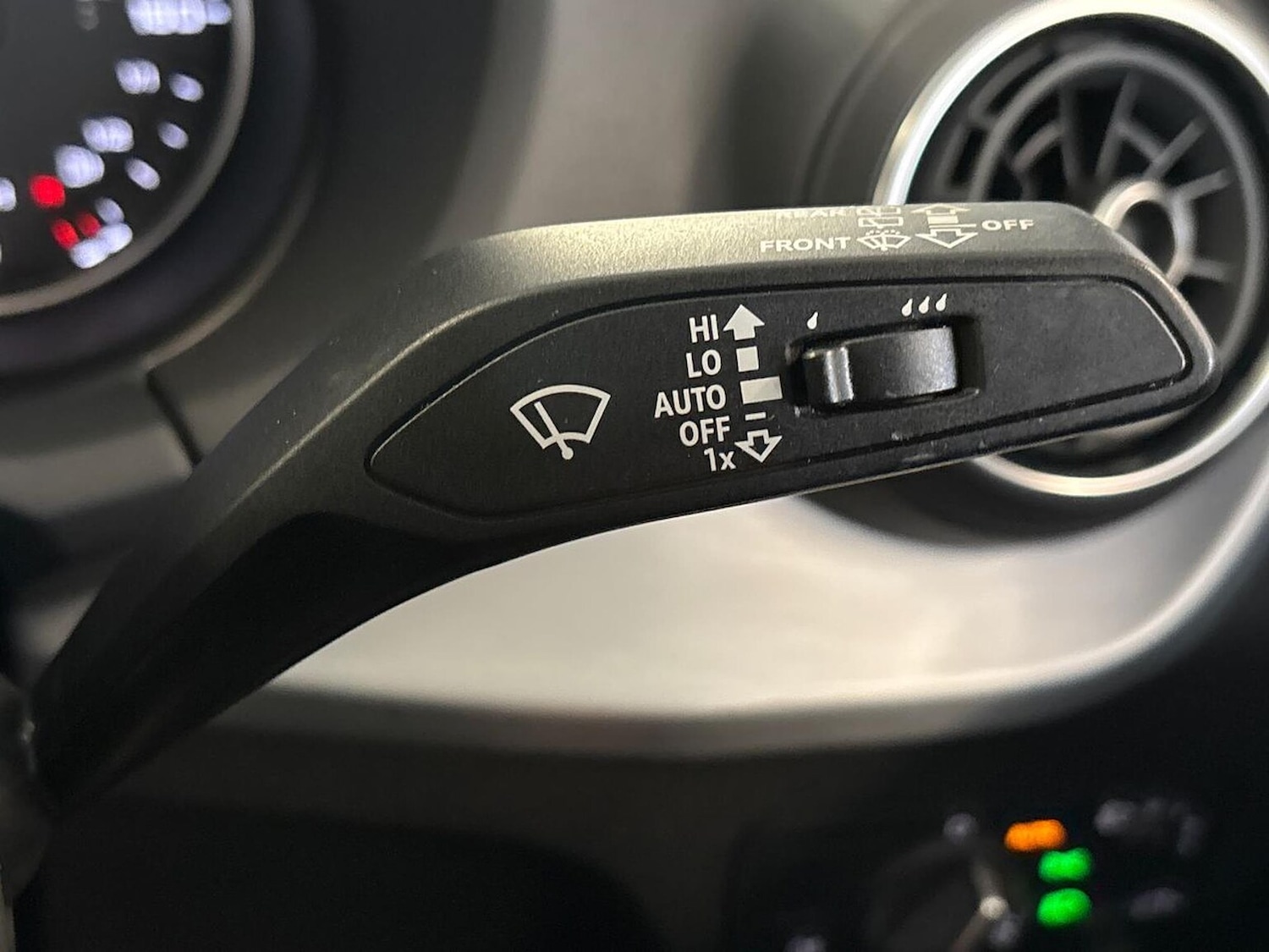 Used Audi Q2 2018 for sale - 76194521: Photo 29