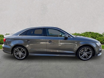 Used Audi A3 2018 for sale - 76206075: Photo