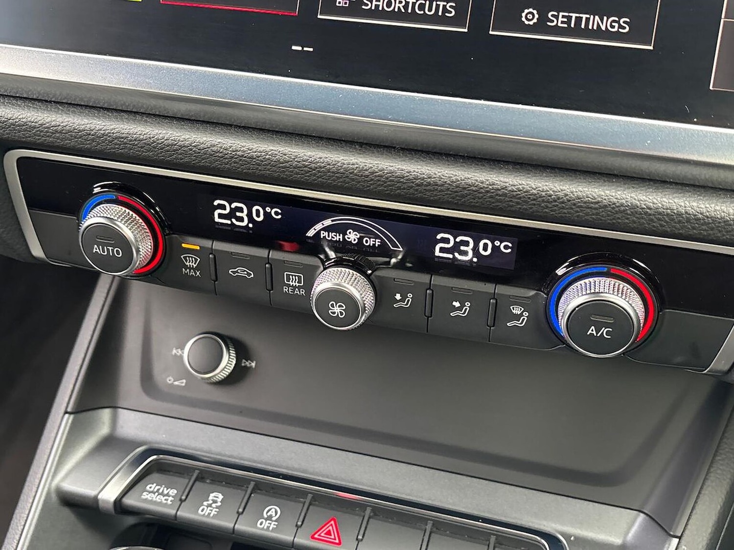 Used Audi Q3 2019 for sale - 76506169: Photo 12