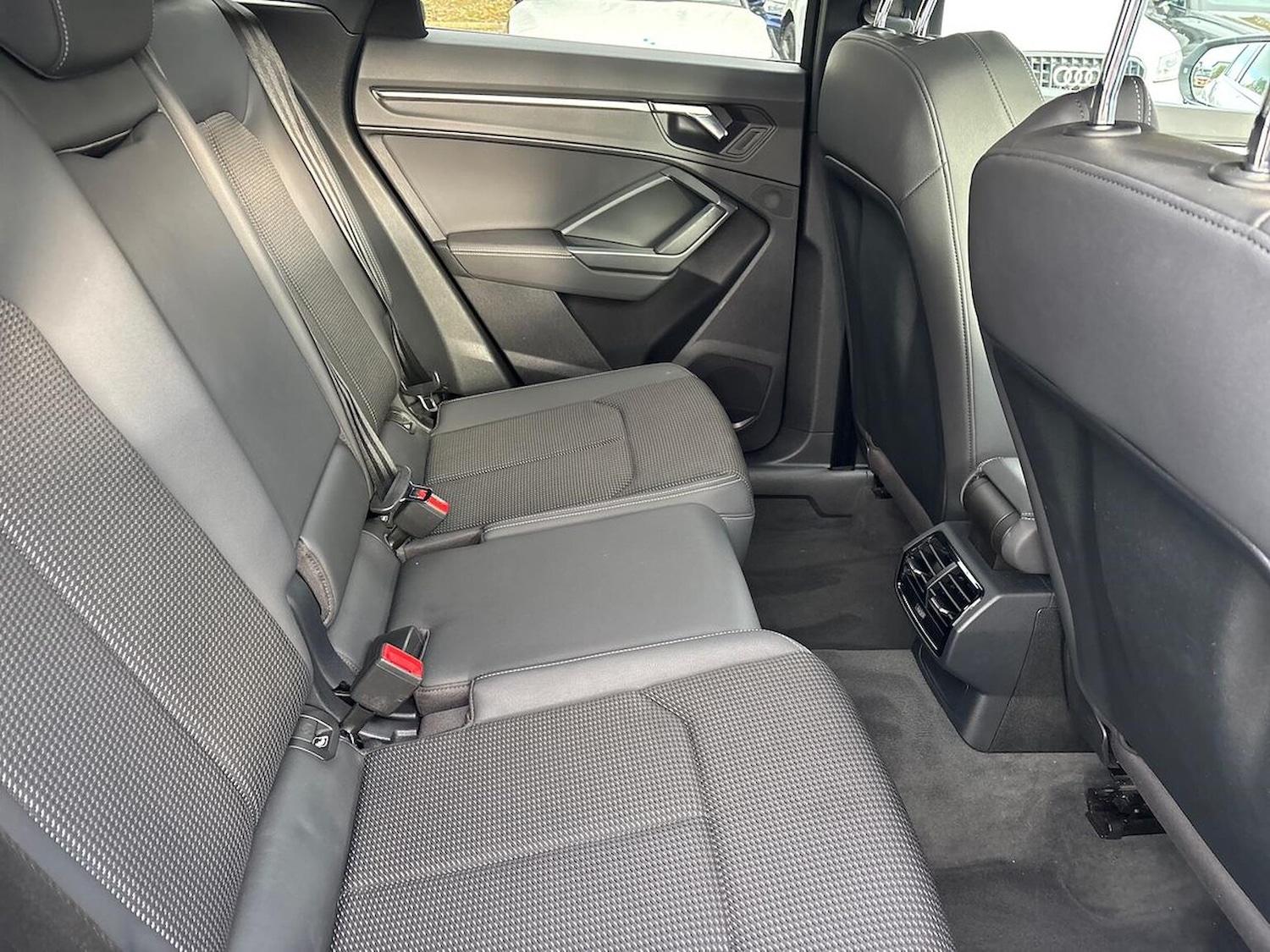 Used Audi Q3 2019 for sale - 76506169: Photo 16