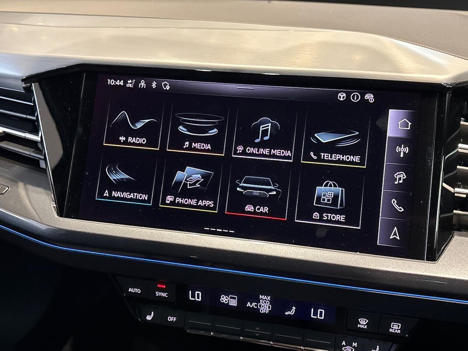 Used Audi Q4 e-tron 2025 for sale - 76699502: Photo 11