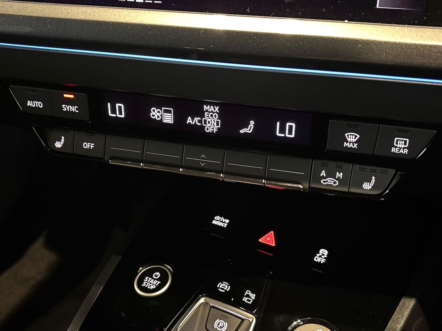 Used Audi Q4 e-tron 2025 for sale - 76699502: Photo 12