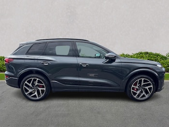 Used Audi Q6 e-tron 2025 for sale - 75436910: Photo