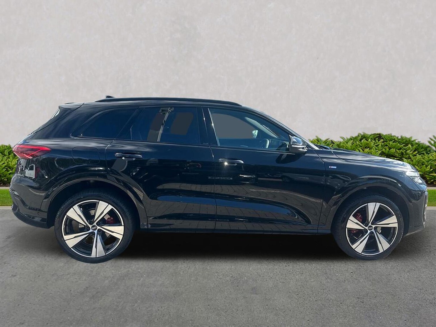 Used Audi Q5 2025 for sale - 76778262: Photo 3