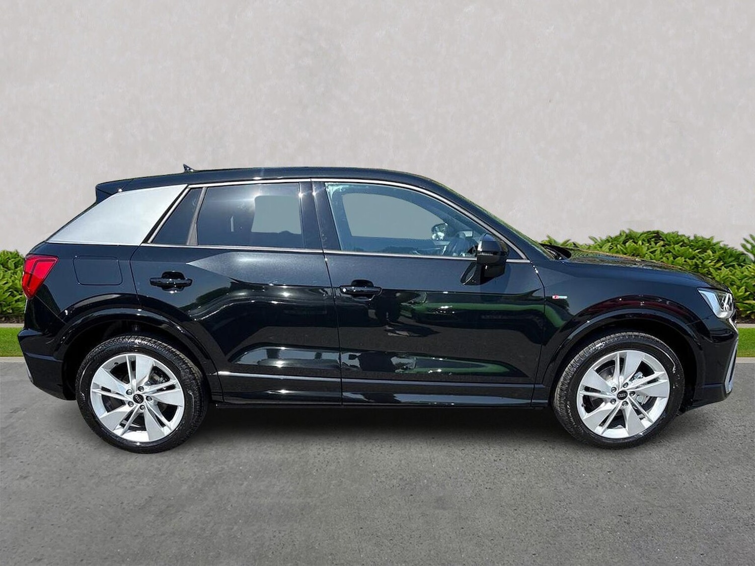 Used Audi Q2 2025 for sale - 76663041: Photo 3