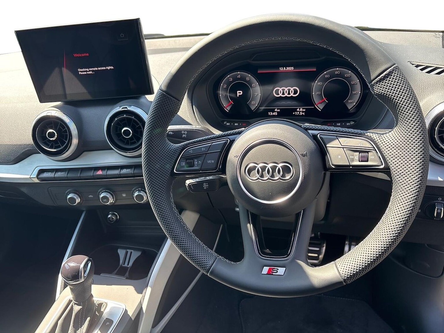 Used Audi Q2 2025 for sale - 76663041: Photo 9