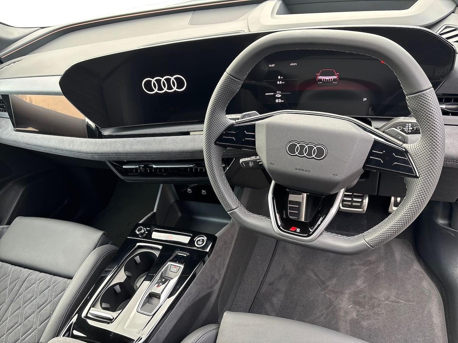 Used Audi Q6 e-tron 2025 for sale - 76159561: Photo 8