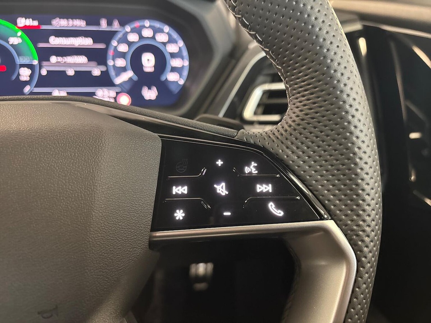 Used Audi Q4 e-tron 2025 for sale - 76461872: Photo 27