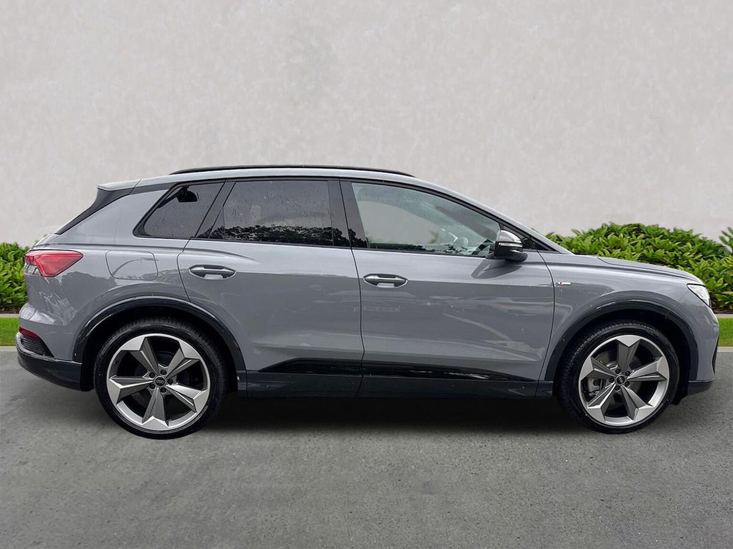 Used Audi Q4 e-tron 2025 for sale - 76461872: Photo 3