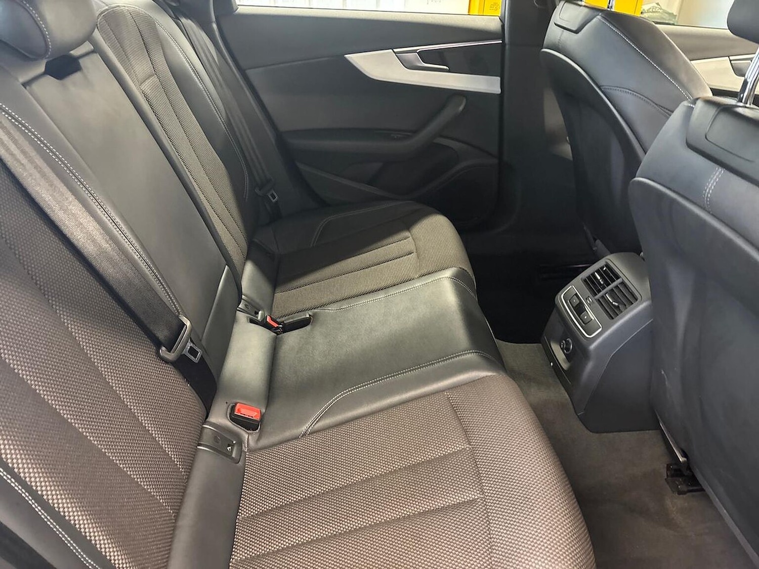 Used Audi A4 2017 for sale - 76892115: Photo 16