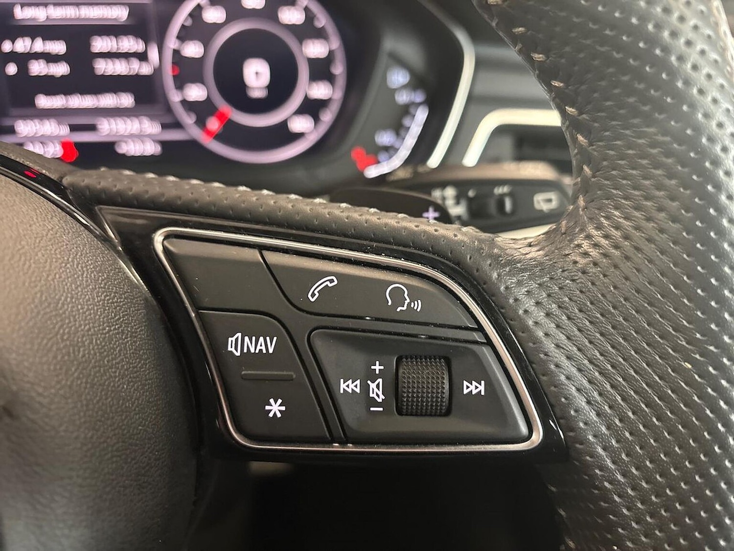 Used Audi A4 2017 for sale - 76892115: Photo 27