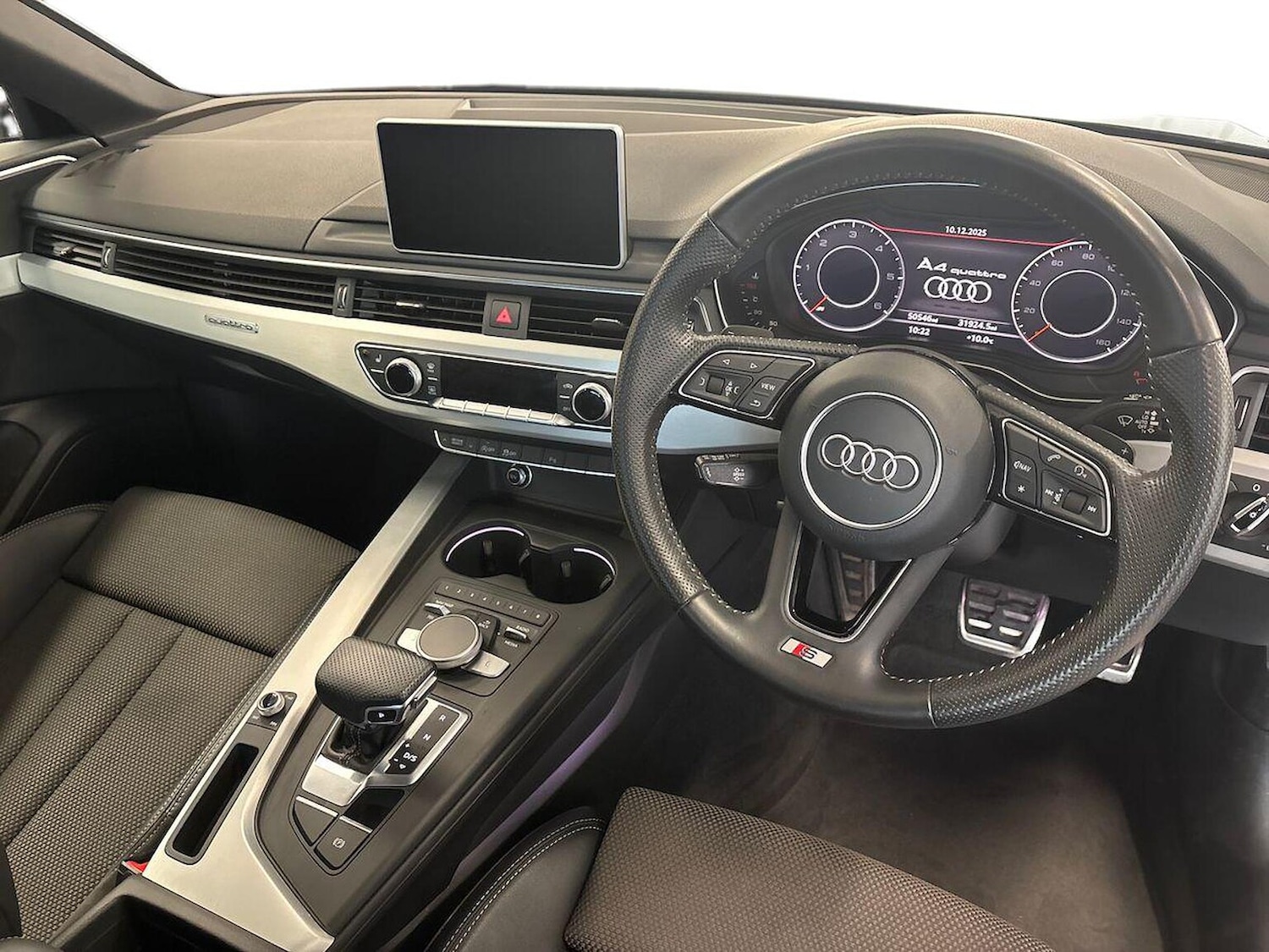 Used Audi A4 2017 for sale - 76892115: Photo 8