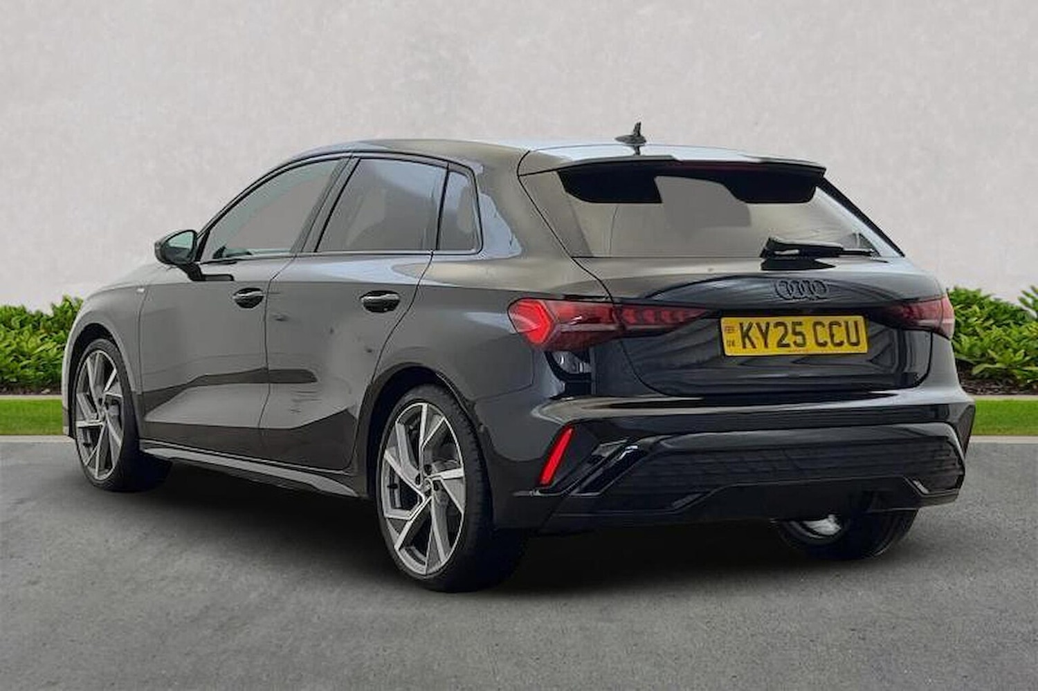 Used Audi A3 2025 for sale - 76046060: Photo 2