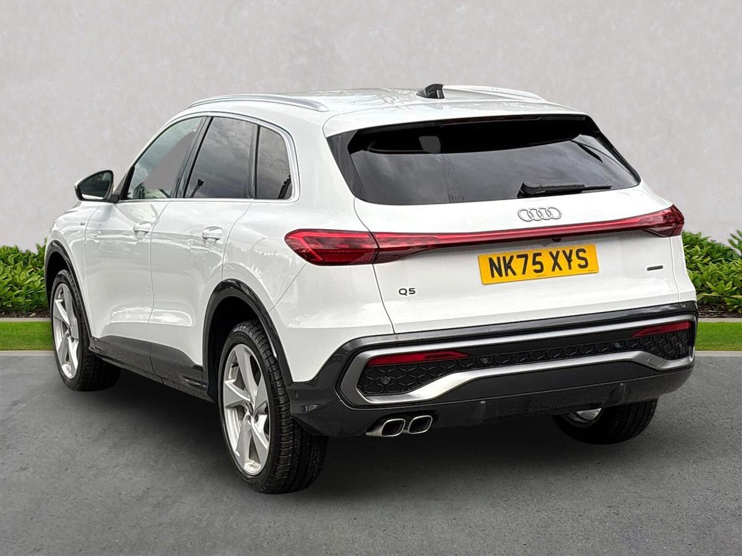 Used Audi Q5 2025 for sale - 76769952: Photo 2