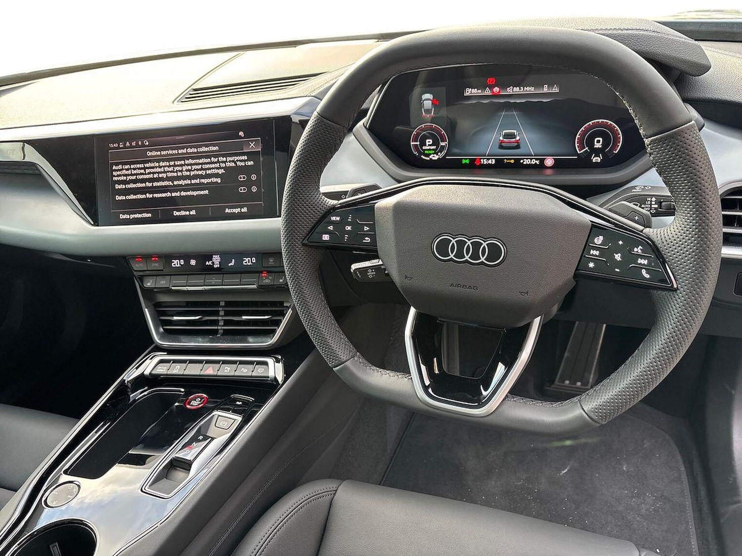 Used Audi e-tron GT 2025 for sale - 76762438: Photo 9