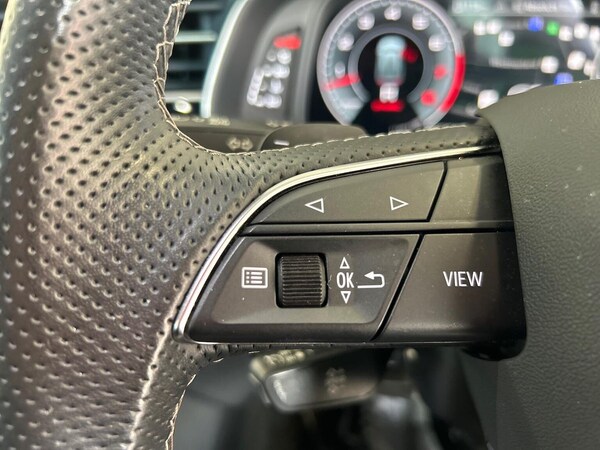 Used Audi Q8 2022 for sale - 76288579: Photo 27