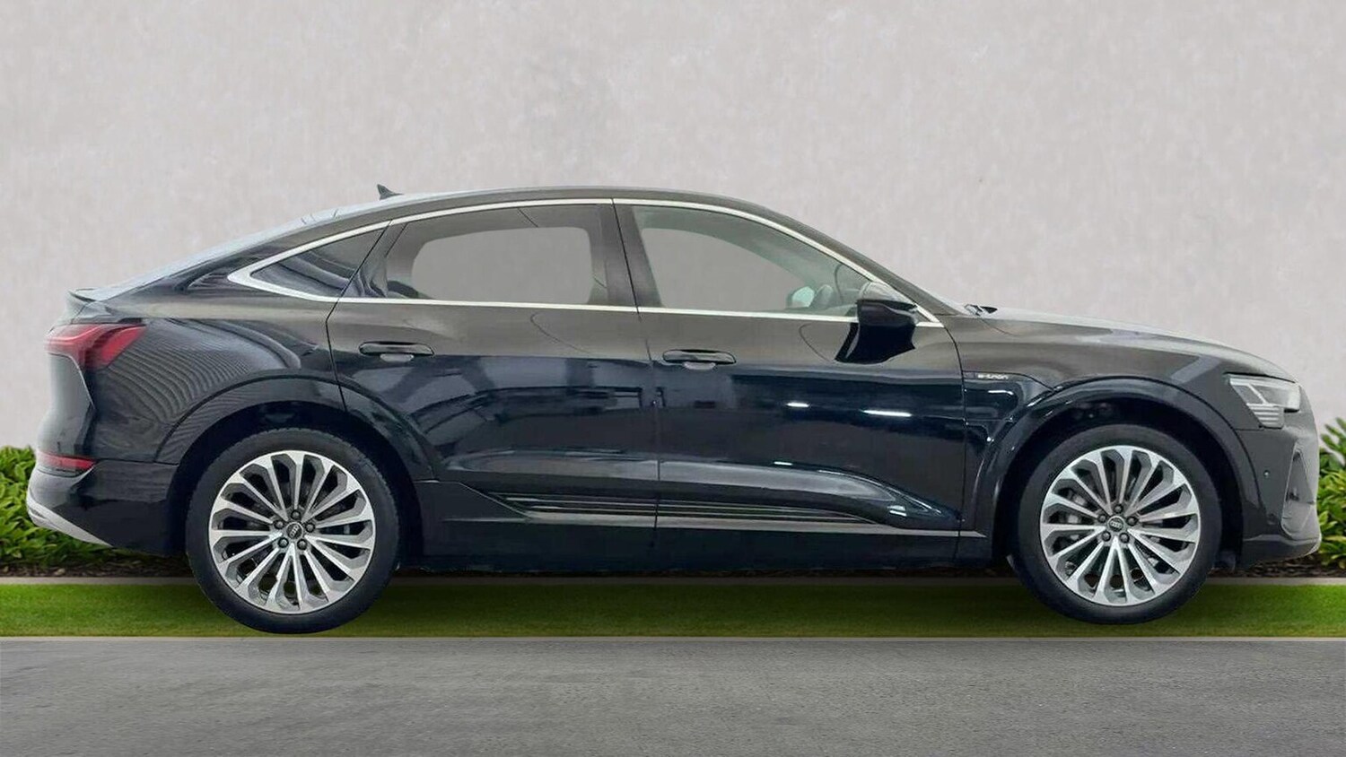 Used Audi e-tron 2022 for sale - 78193452: Photo 6