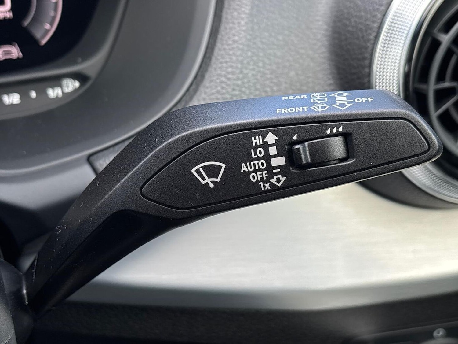 Used Audi Q2 2025 for sale - 76583227: Photo 29