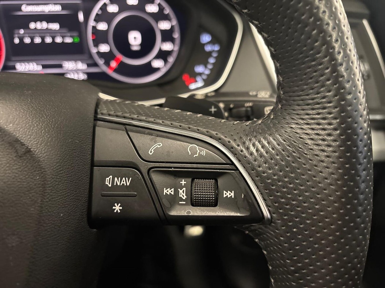 Used Audi Q5 2018 for sale - 76694594: Photo 27