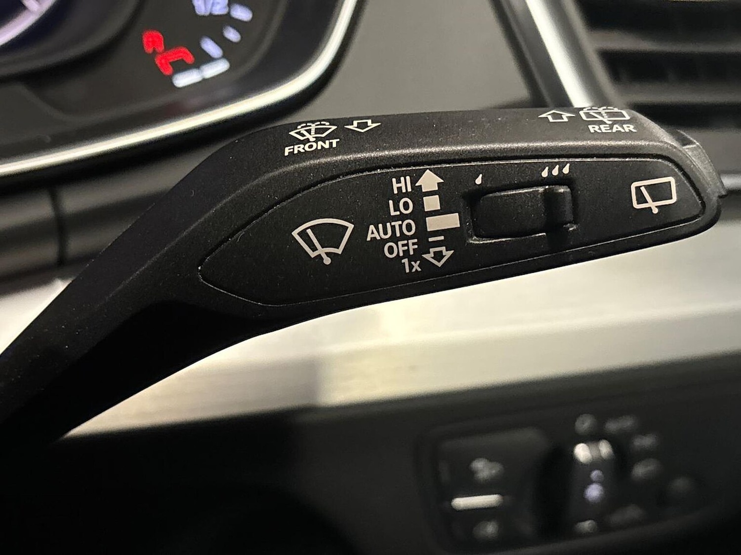 Used Audi Q5 2018 for sale - 76694594: Photo 29