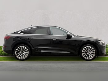 Used Audi Q8 2023 for sale - 79379974: Photo