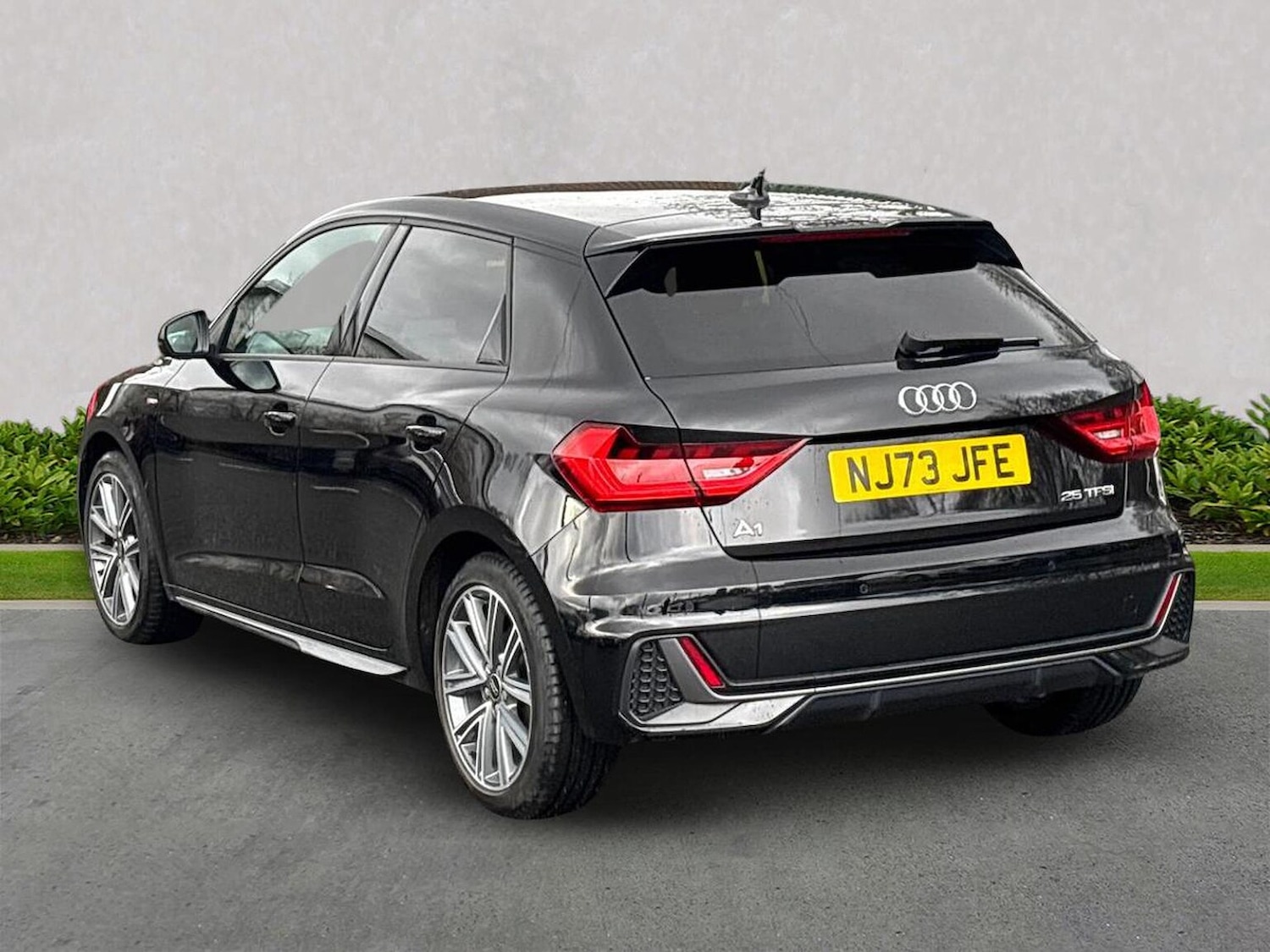 Used Audi A1 2023 for sale - 78106380: Photo 2