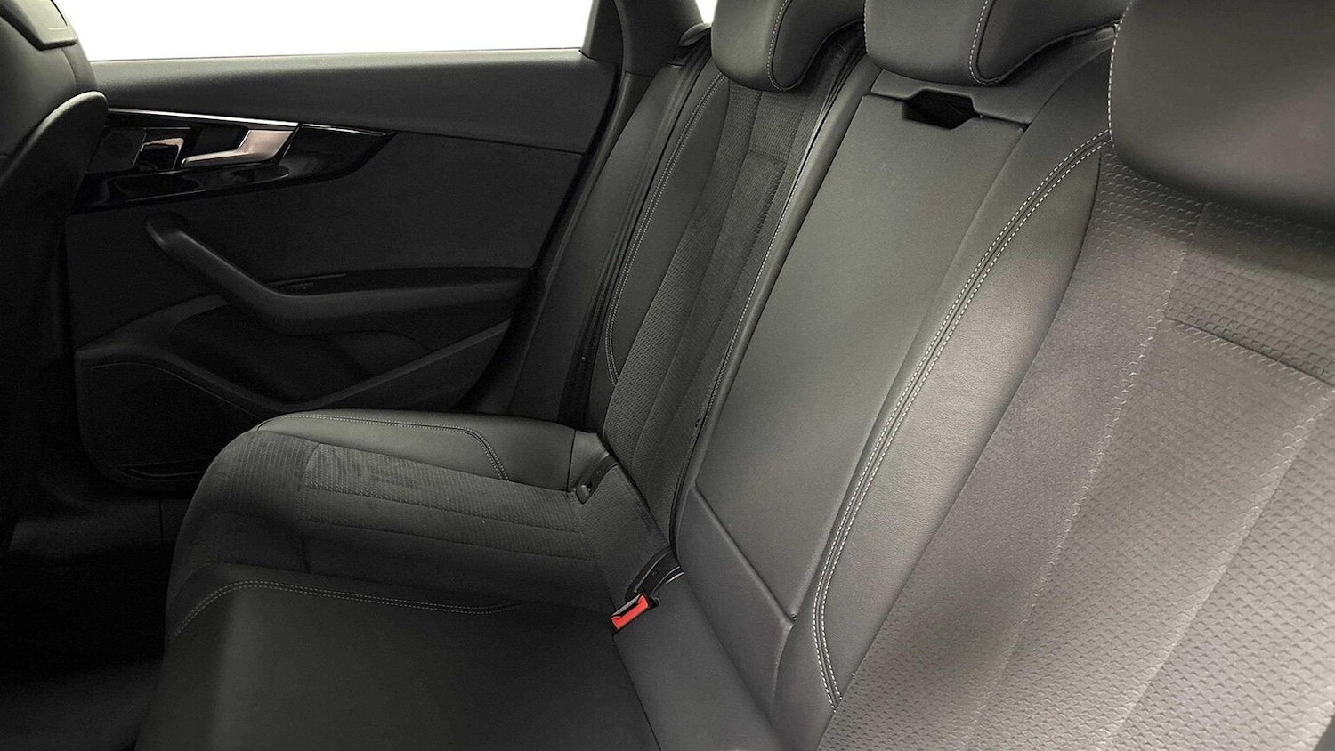 Used Audi A4 2021 for sale - 76911270: Photo 7