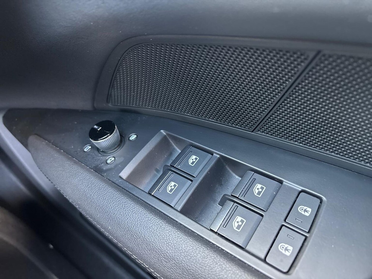 Used Audi e-tron GT 2024 for sale - 76159570: Photo 21