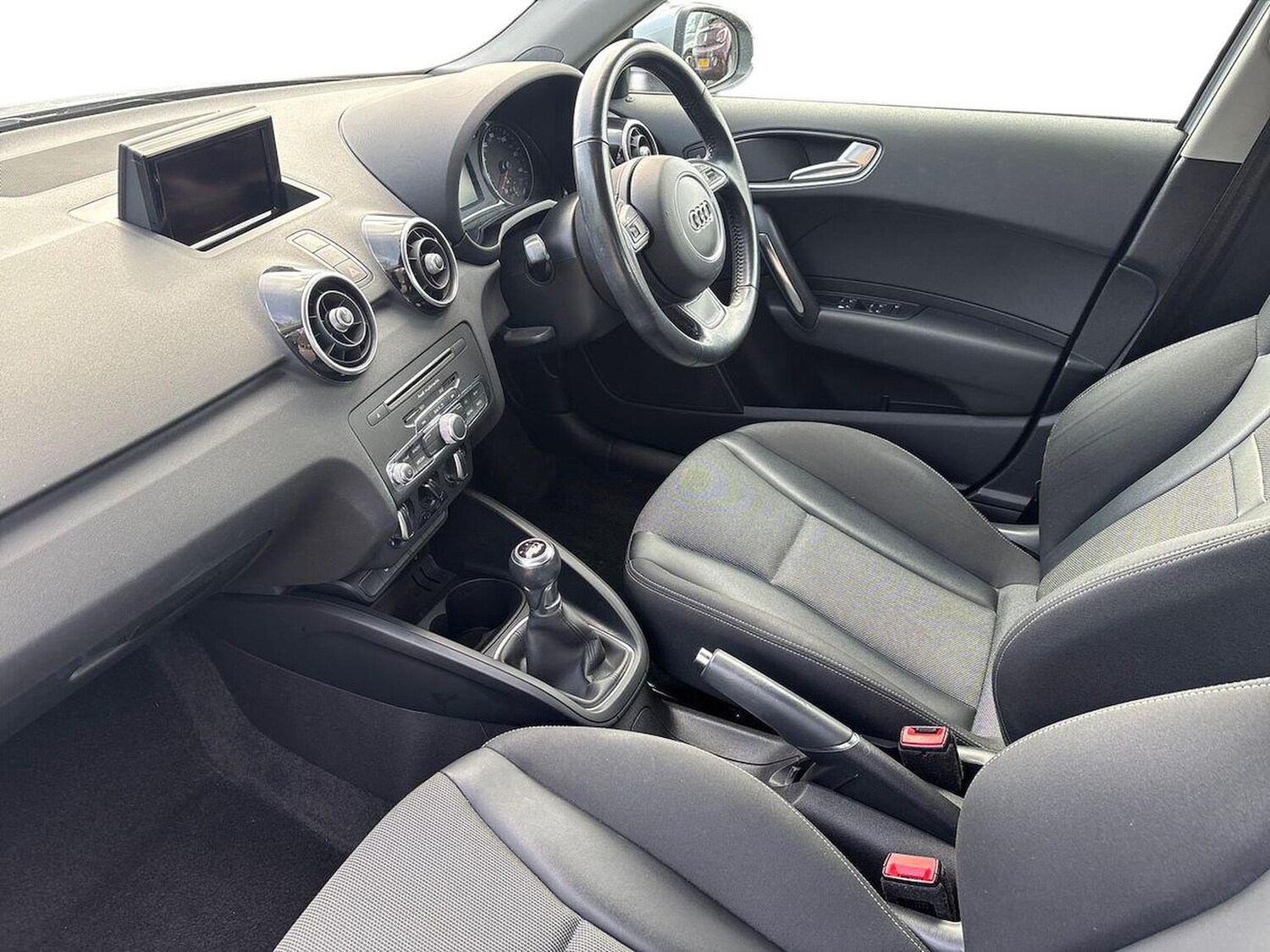 Used Audi A1 2017 for sale - 78193647: Photo 9