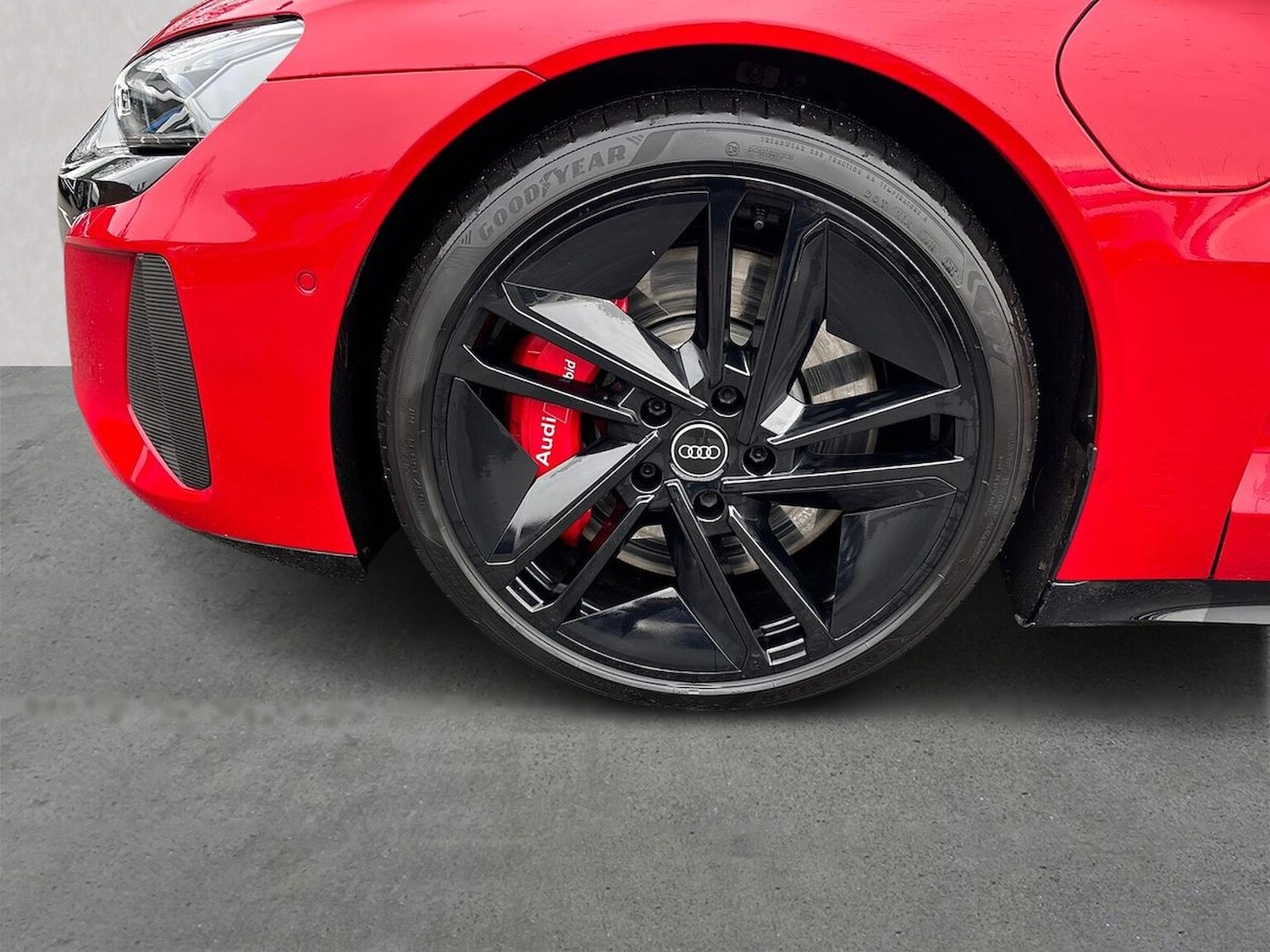 Used Audi RS e-tron GT 2023 for sale - 77688031: Photo 6