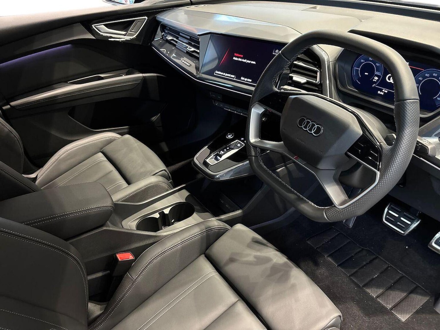 Used Audi Q4 e-tron 2025 for sale - 76699506: Photo 15