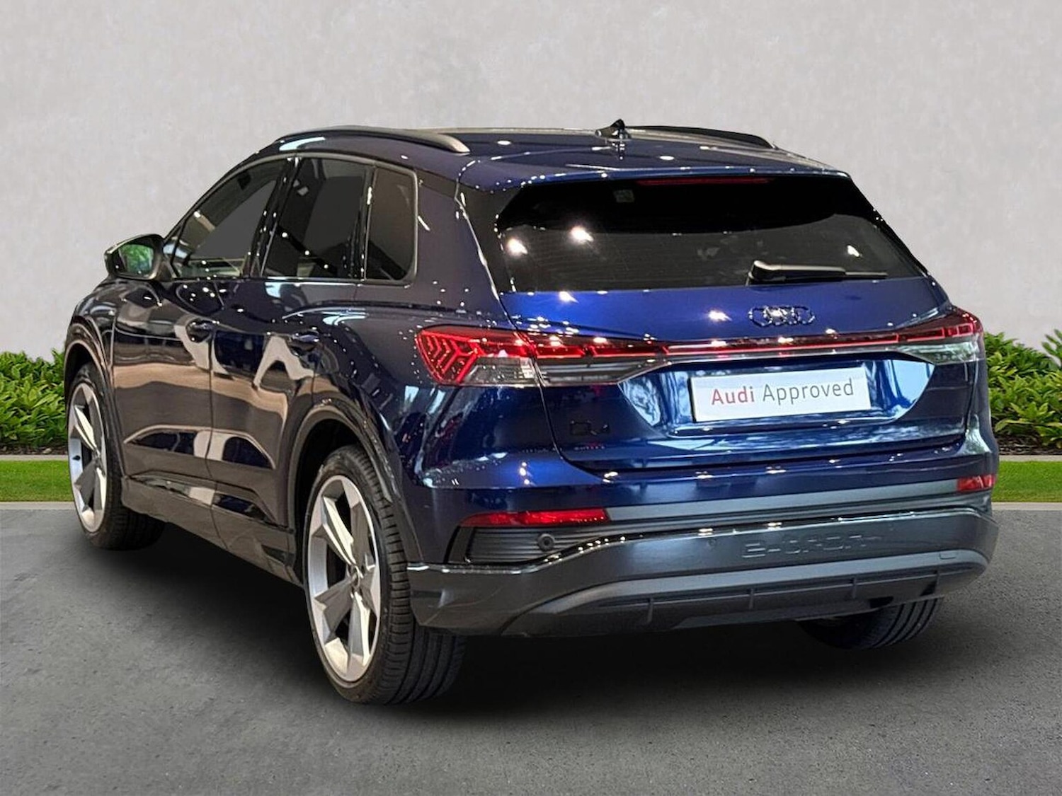 Used Audi Q4 e-tron 2025 for sale - 76699506: Photo 2