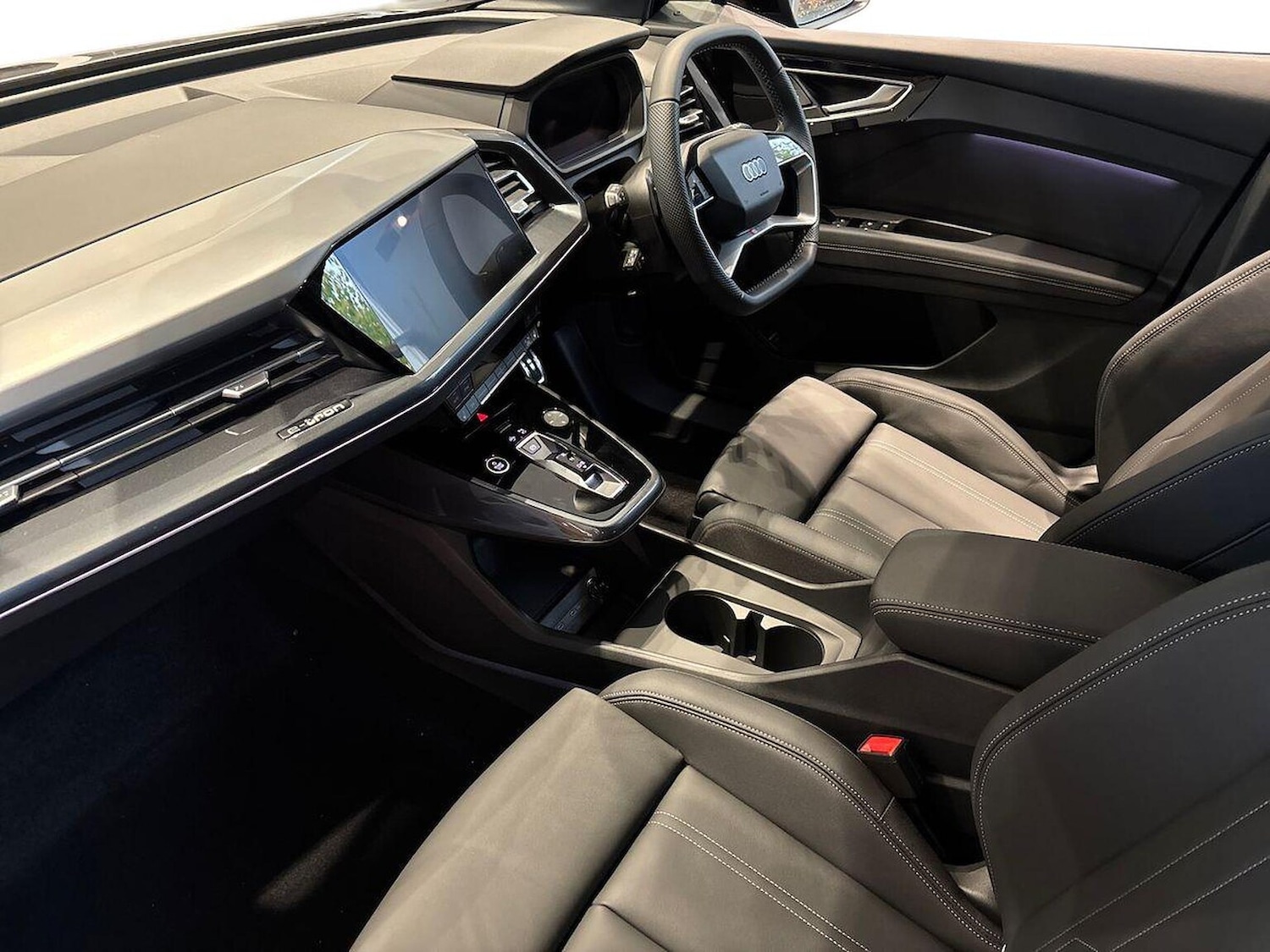 Used Audi Q4 e-tron 2025 for sale - 76699506: Photo 7