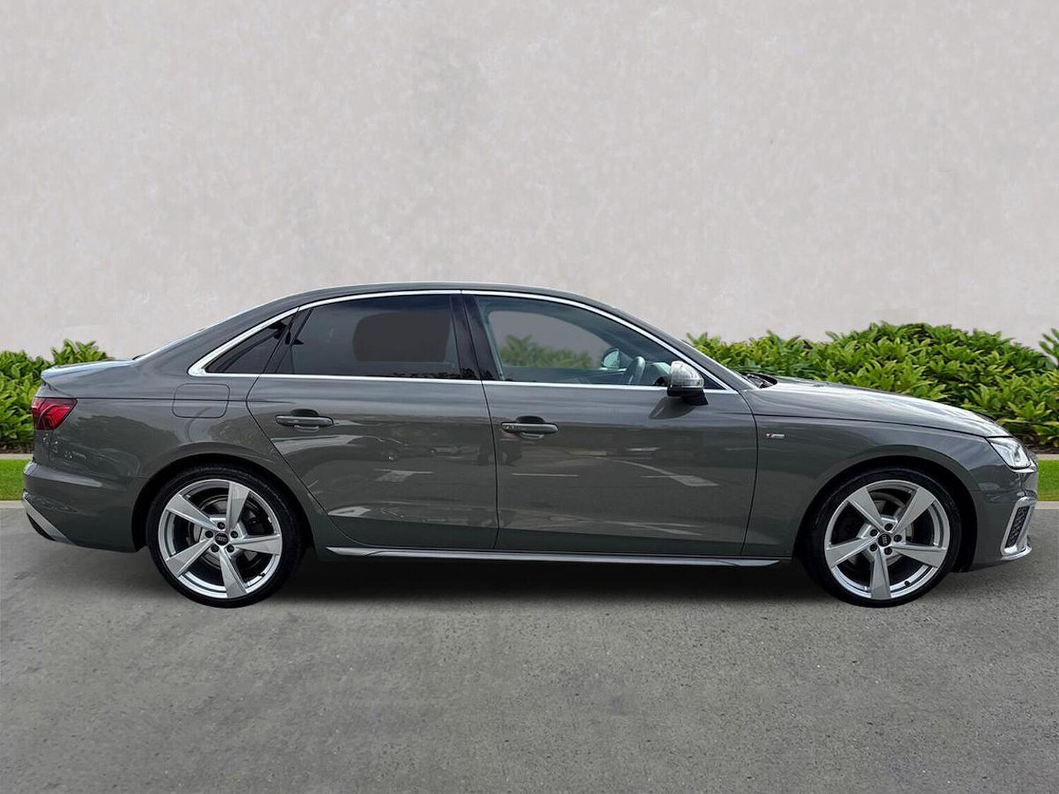Used Audi A4 2023 for sale - 76011044: Photo 3