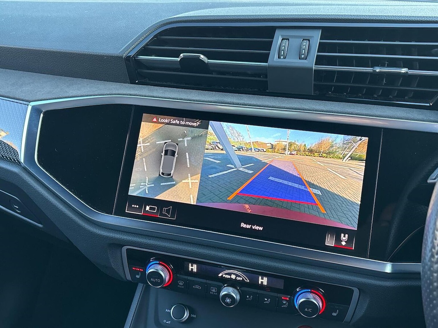 Used Audi RS Q3 2022 for sale - 76794864: Photo 23