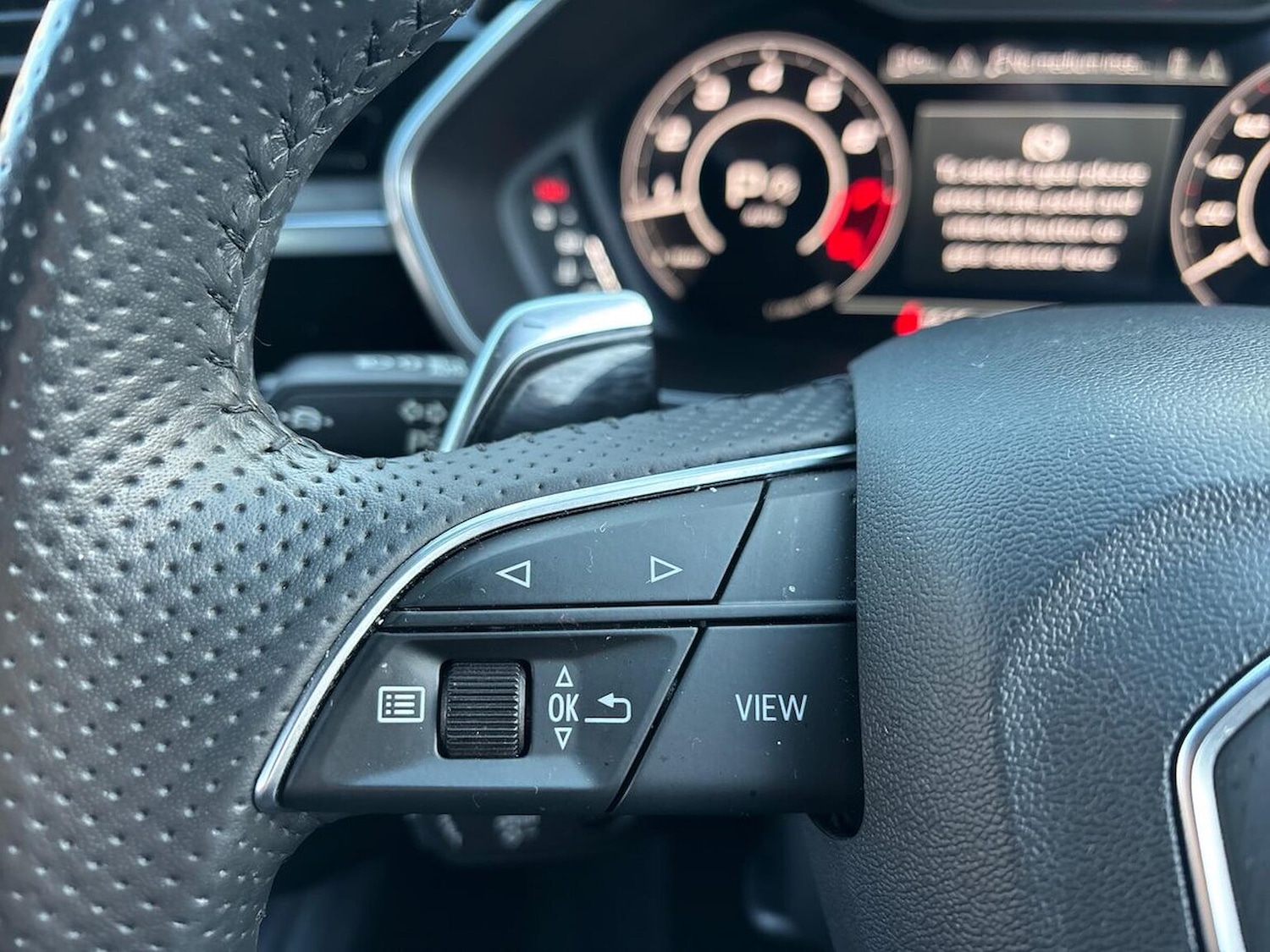 Used Audi RS Q3 2022 for sale - 76794864: Photo 26