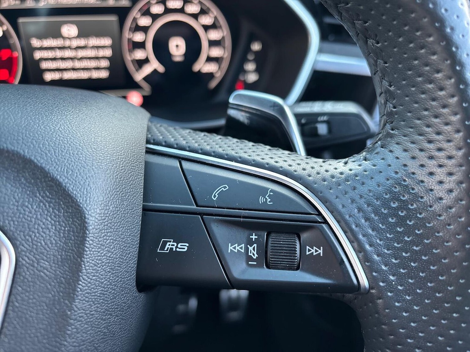 Used Audi RS Q3 2022 for sale - 76794864: Photo 27