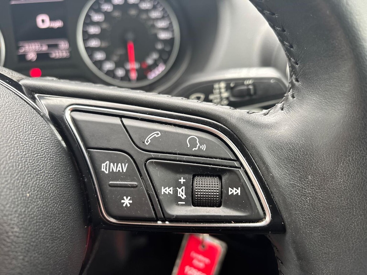 Used Audi Q2 2020 for sale - 76449645: Photo 27