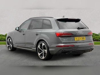 Used Audi Q7 2023 for sale - 78681593: Photo