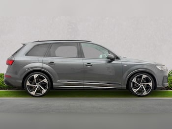 Used Audi Q7 2023 for sale - 78681593: Photo