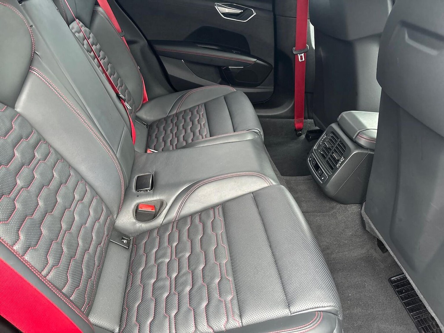 Used Audi RS e-tron GT 2023 for sale - 77688007: Photo 16