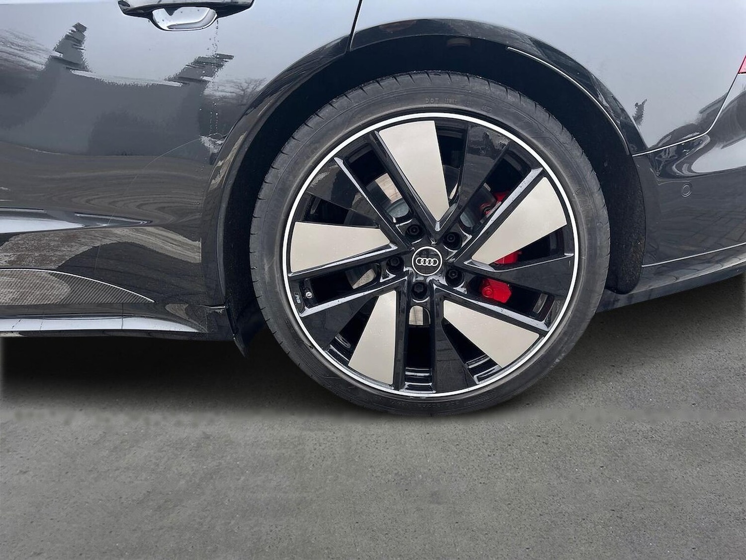 Used Audi RS e-tron GT 2023 for sale - 77688007: Photo 6