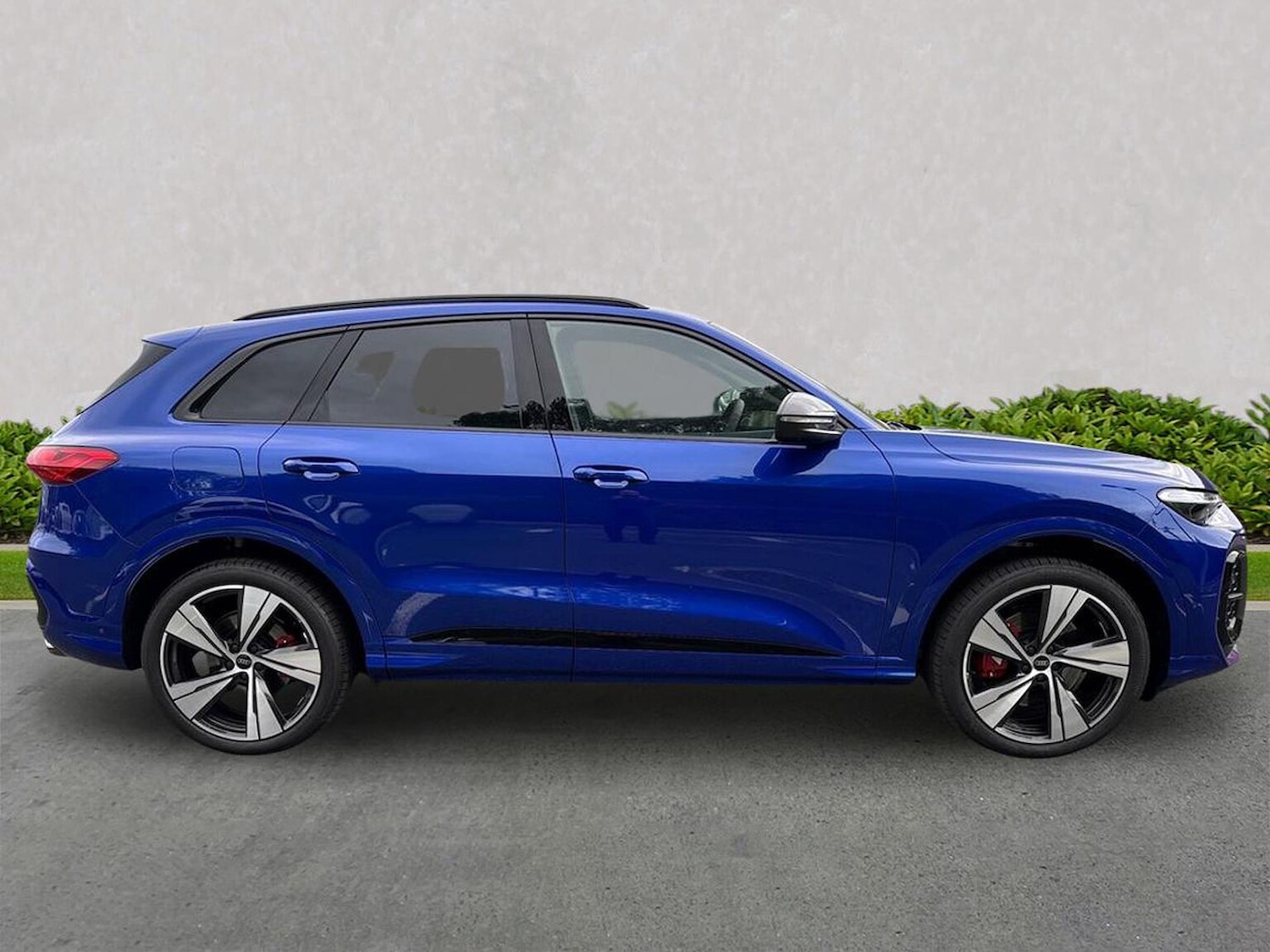 Used Audi Q5 2025 for sale - 76769981: Photo 3