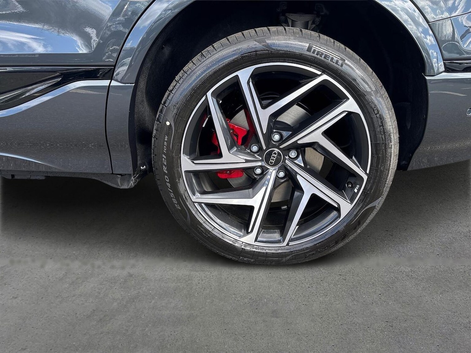 Used Audi Q6 e-tron 2025 for sale - 76165046: Photo 6