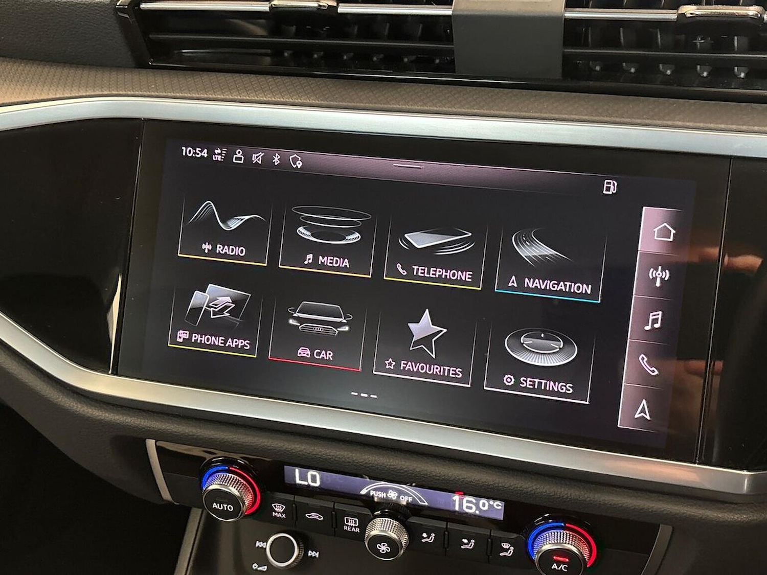 Used Audi Q3 2022 for sale - 76594658: Photo 11