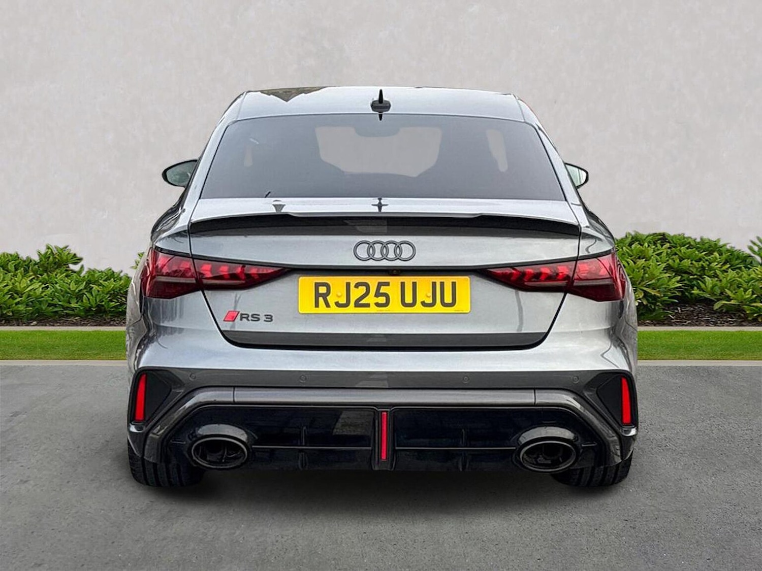 Used Audi RS3 2025 for sale - 77962333: Photo 4