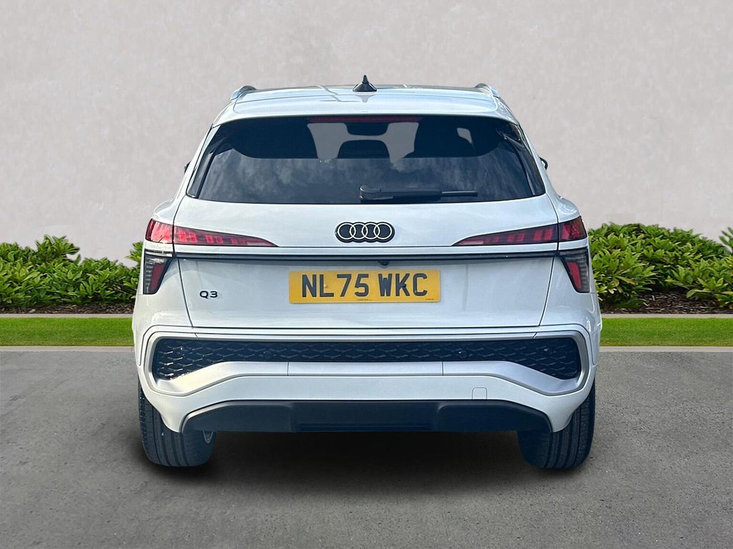 Used Audi Q3 2025 for sale - 77073199: Photo 4