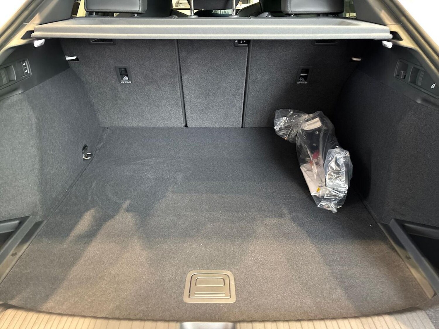 Used Audi Q6 e-tron 2025 for sale - 77492384: Photo 17