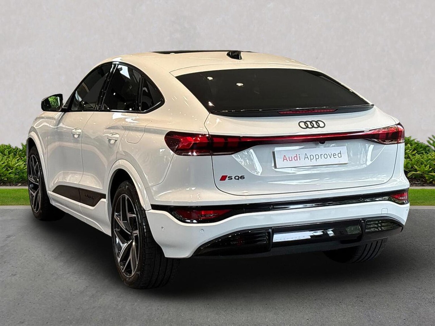 Used Audi Q6 e-tron 2025 for sale - 77492384: Photo 2
